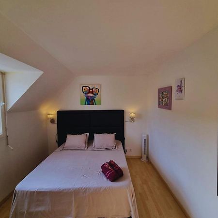 Appartement Cosy Centre Brie Comte Robert Exteriör bild